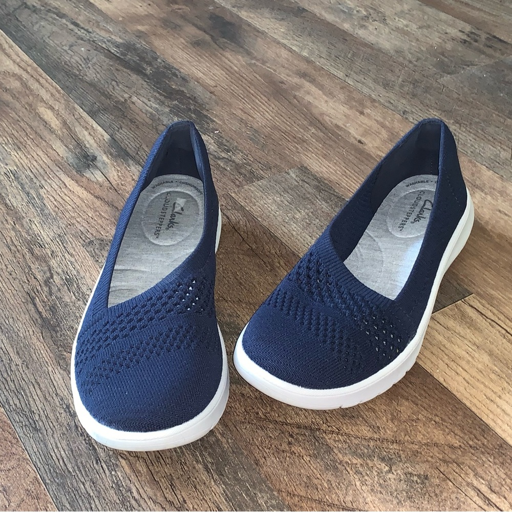 Clarks Cloudsteppers blue Adella moon slip on shoes size 7.5M - Picture 2 of 6